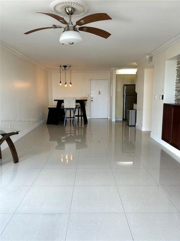 2500 NE 135th St C1011, North Miami, FL 33181