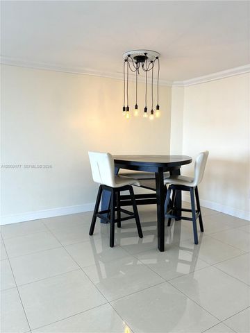 2500 NE 135th St C1011, North Miami, FL 33181