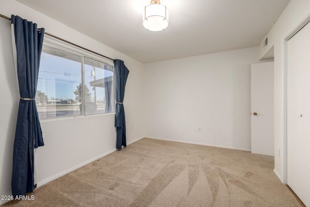 11025 N COGGINS Drive, Sun City, AZ 85351