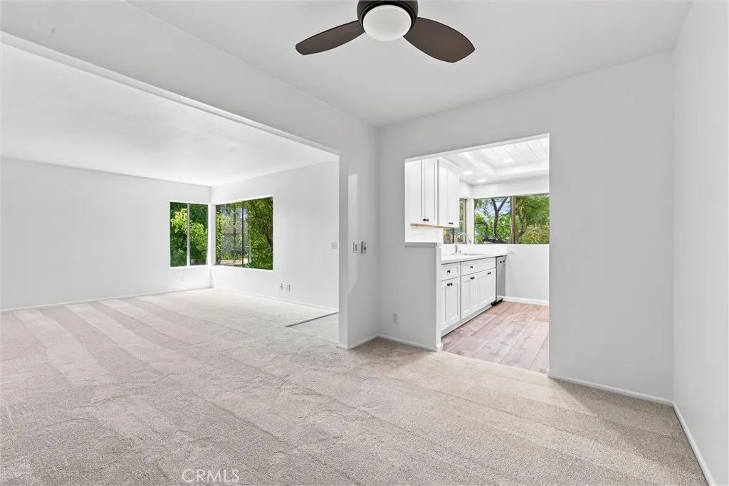 128 Clearbrook, Irvine, CA 92614