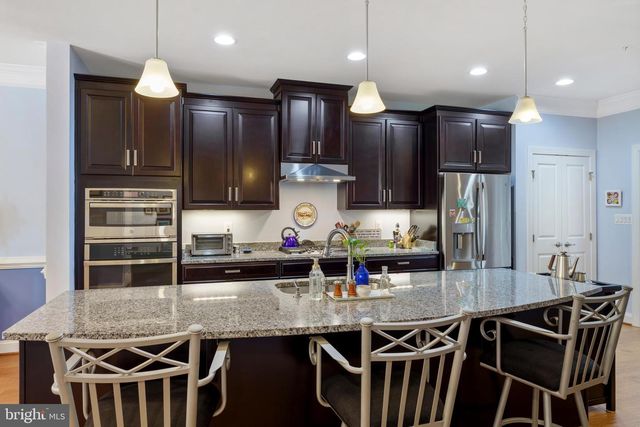 6926 SUMMIT CIR, Baltimore, MD 21239