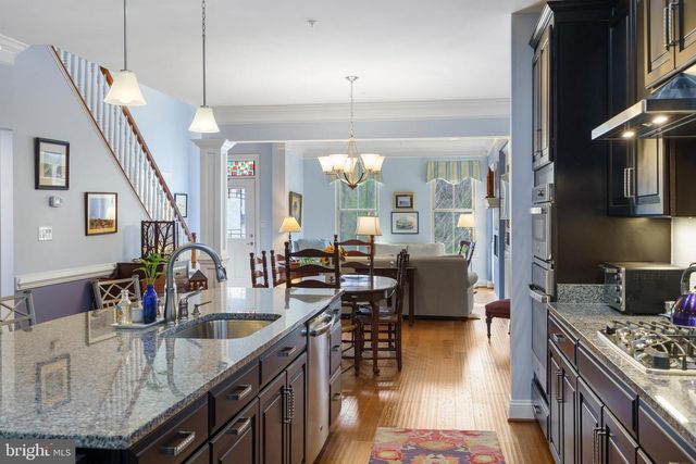 6926 SUMMIT CIR, Baltimore, MD 21239