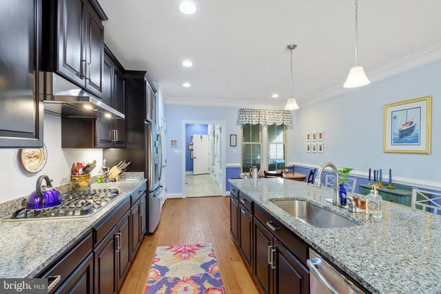 6926 SUMMIT CIR, Baltimore, MD 21239
