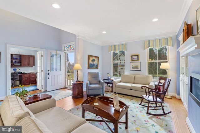 6926 SUMMIT CIR, Baltimore, MD 21239