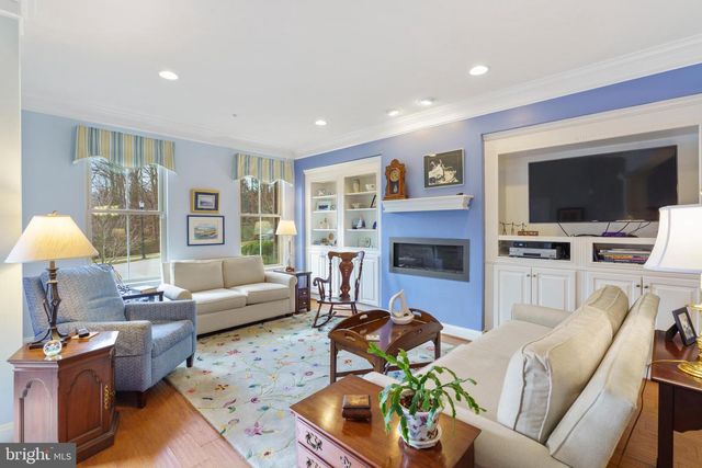 6926 SUMMIT CIR, Baltimore, MD 21239