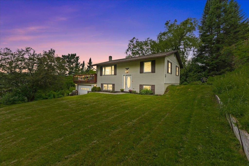 30 Moonlight Drive, Barre Town, VT 05641