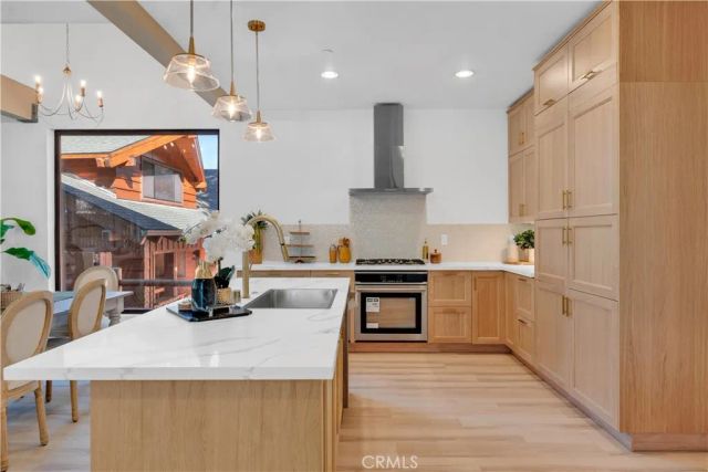 216 Leonard Lane, Big Bear, CA 92386
