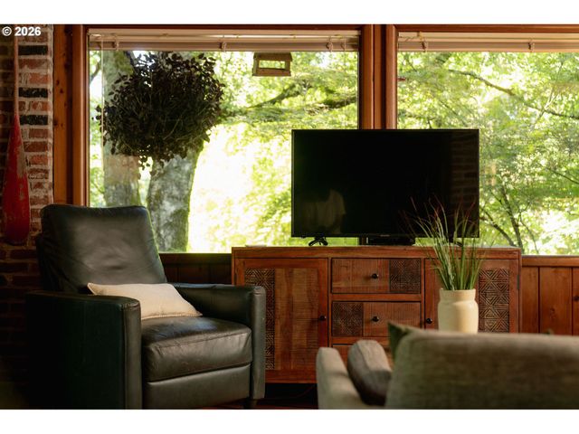 13900 SUNDELEAF Dr, Lake Oswego, OR 97034