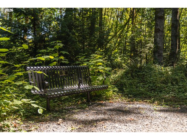13900 SUNDELEAF Dr, Lake Oswego, OR 97034