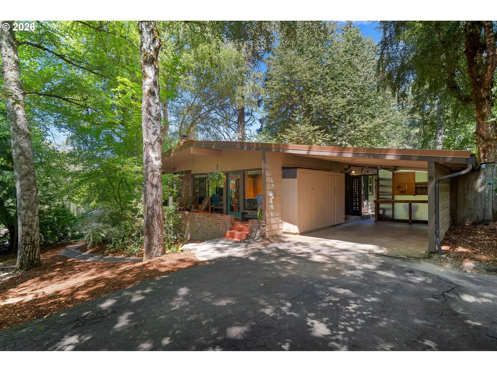 13900 SUNDELEAF Dr, Lake Oswego, OR 97034