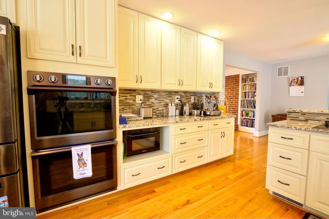 7809 LOCUST WOOD RD, Severn, MD 21144