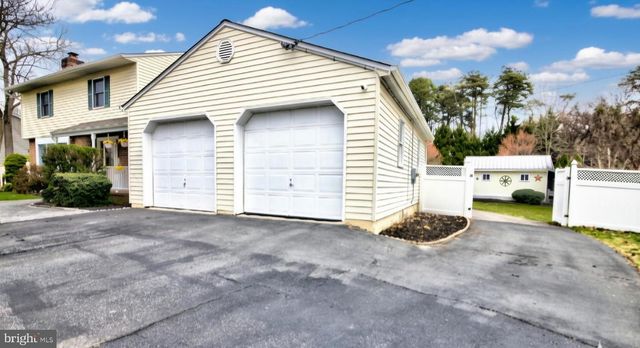 7809 LOCUST WOOD RD, Severn, MD 21144