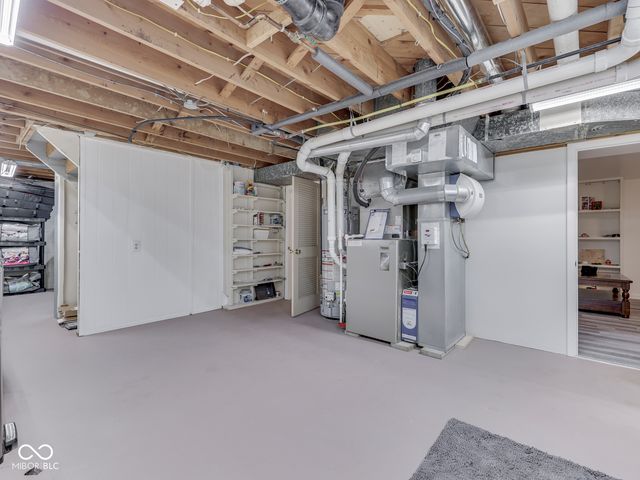 1504 McClure Road, Columbus, IN 47201