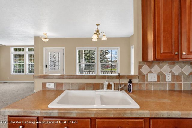 35 Lilac Lane, Mason, MI 48854