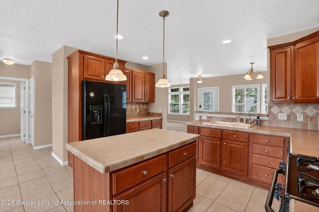 35 Lilac Lane, Mason, MI 48854
