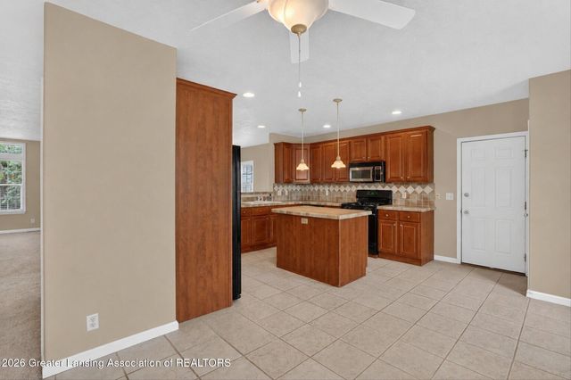 35 Lilac Lane, Mason, MI 48854