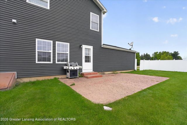 35 Lilac Lane, Mason, MI 48854