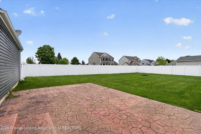 35 Lilac Lane, Mason, MI 48854