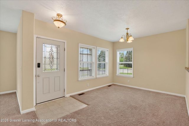 35 Lilac Lane, Mason, MI 48854