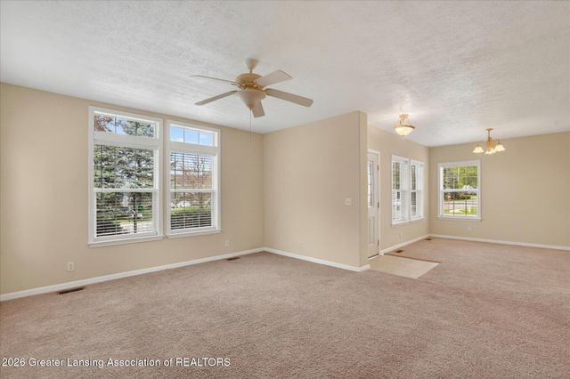 35 Lilac Lane, Mason, MI 48854