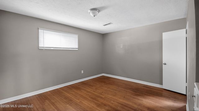 1664 Kentwood Drive, Jackson, MS 39212