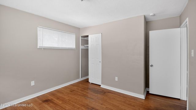 1664 Kentwood Drive, Jackson, MS 39212