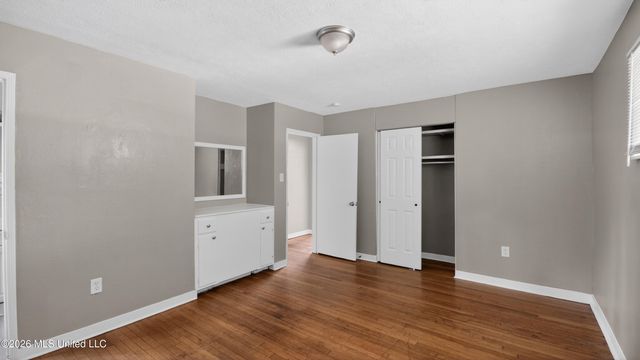 1664 Kentwood Drive, Jackson, MS 39212