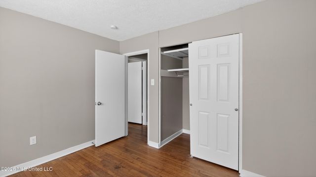 1664 Kentwood Drive, Jackson, MS 39212