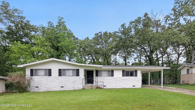 1664 Kentwood Drive, Jackson, MS 39212