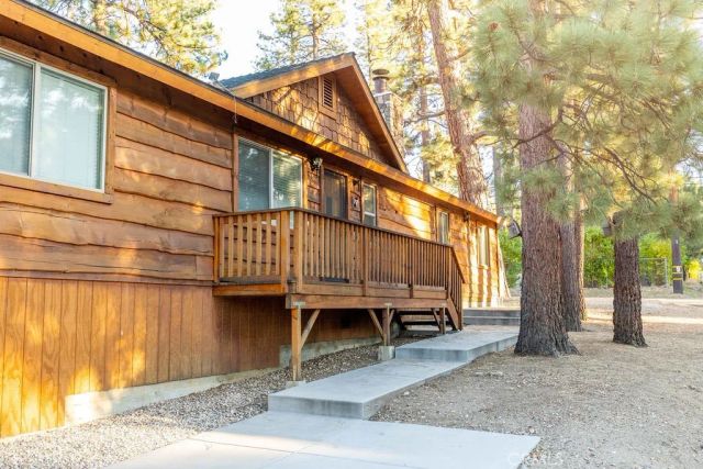 701 Irving, Big Bear City, CA 92314