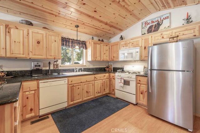 701 Irving, Big Bear City, CA 92314