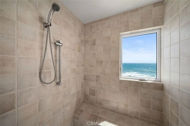 2375 Sherwood, Cambria, CA 93428