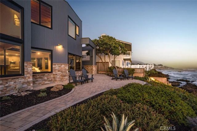 2375 Sherwood, Cambria, CA 93428