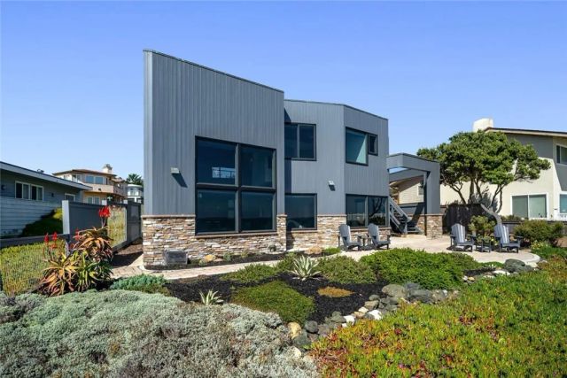 2375 Sherwood, Cambria, CA 93428