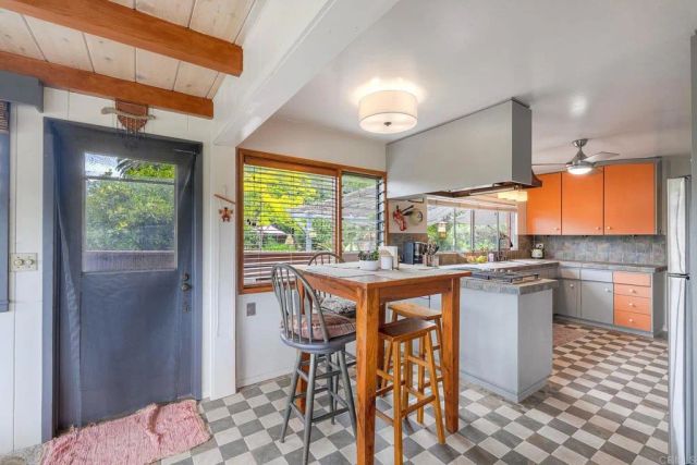 730 S Broadway, Escondido, CA 92025