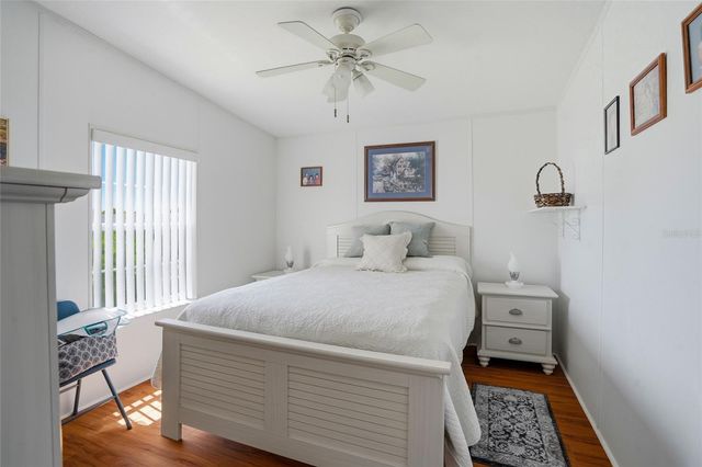 37613 NEUKOM AVENUE, Zephyrhills, FL 33541