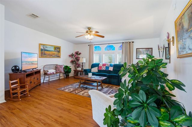 37613 NEUKOM AVENUE, Zephyrhills, FL 33541