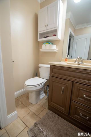 4511 N CONSTANTINE Avenue, Peoria Heights, IL 61616
