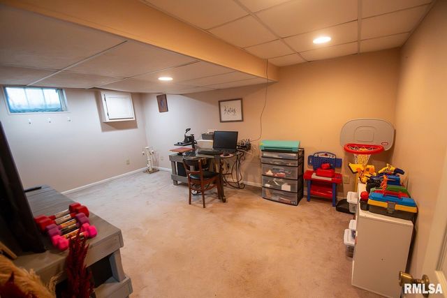 4511 N CONSTANTINE Avenue, Peoria Heights, IL 61616