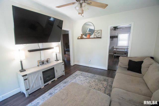 4511 N CONSTANTINE Avenue, Peoria Heights, IL 61616