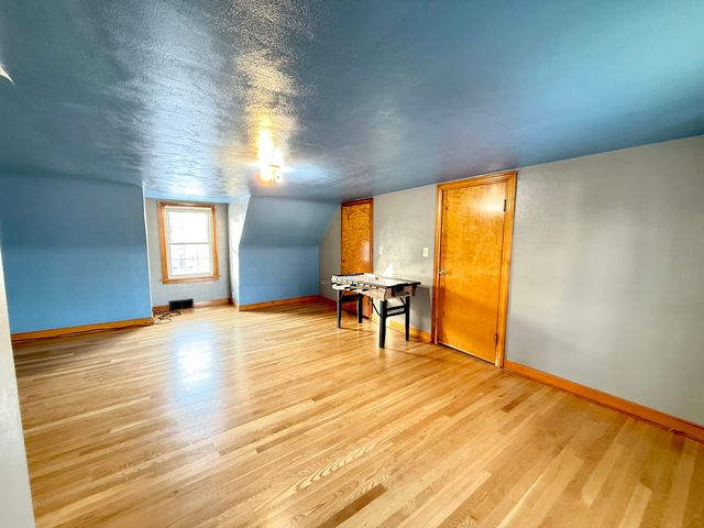 18005 Arcadia Avenue, Lansing, IL 60438