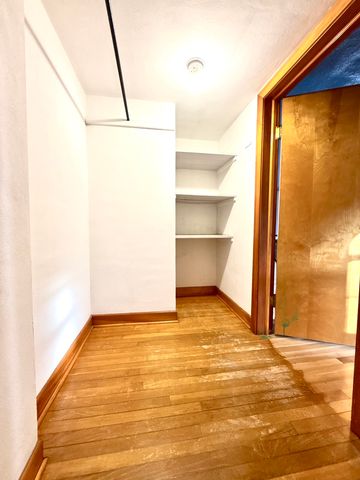 18005 Arcadia Avenue, Lansing, IL 60438