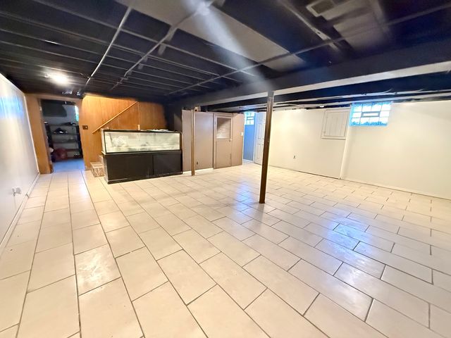 18005 Arcadia Avenue, Lansing, IL 60438