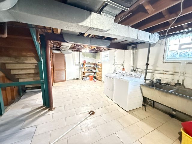 18005 Arcadia Avenue, Lansing, IL 60438