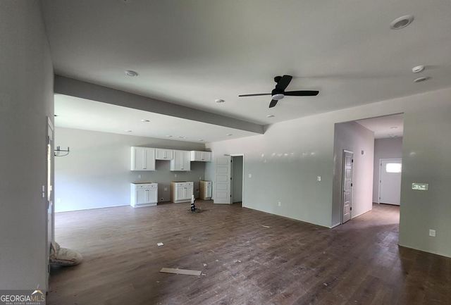 107 Silver Maple Court, Byron, GA 31008