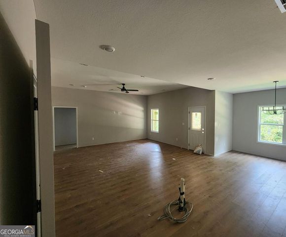 107 Silver Maple Court, Byron, GA 31008