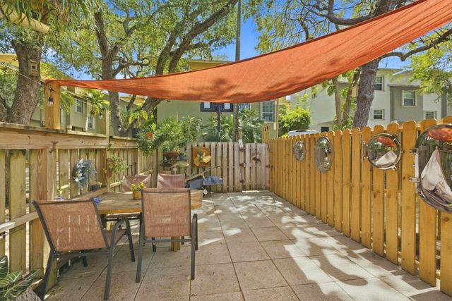 1220 W Las Olas Boulevard 1220, Fort Lauderdale, FL 33312