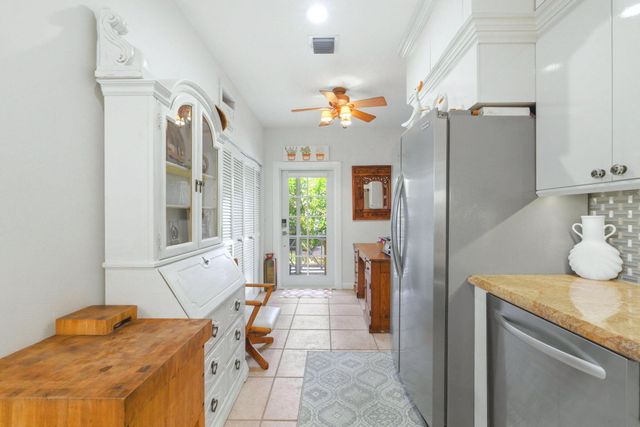 1220 W Las Olas Boulevard 1220, Fort Lauderdale, FL 33312