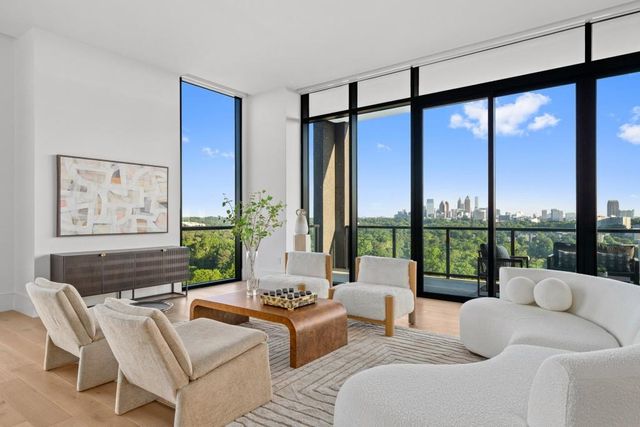 2425 Peachtree Road NE 1705, Atlanta, GA 30305