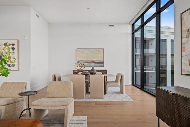 2425 Peachtree Road NE 1705, Atlanta, GA 30305